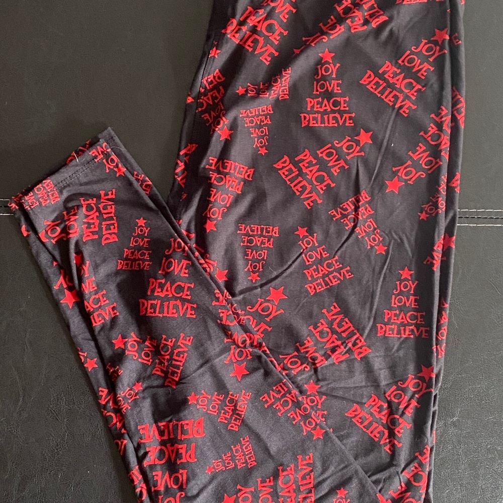 Legging Universe Christmas leggings.